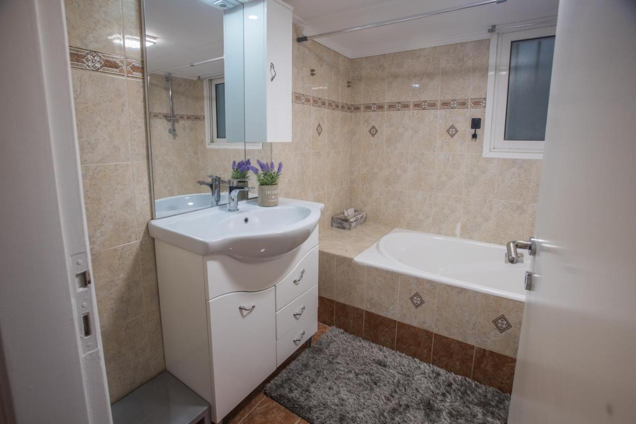 Efis Apartment Down Town Perfect Location Nafpaktos Eksteriør billede